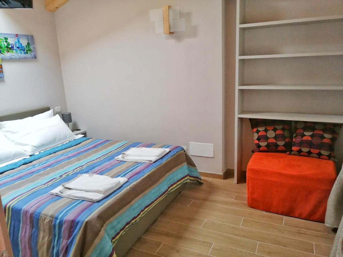Monforte dʼAlba Fiordaelisa Apartment מראה חיצוני תמונה